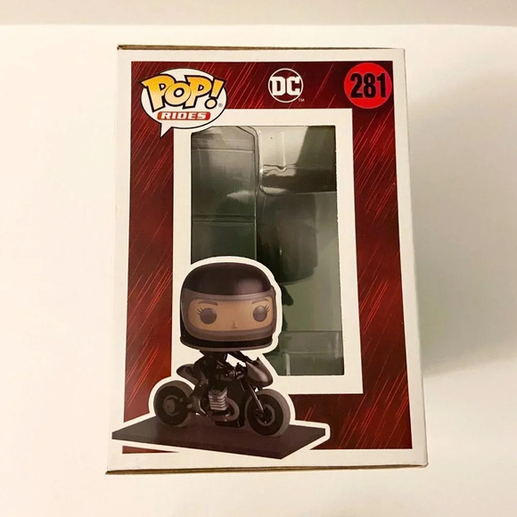 2021 Funko The  Batman Selina Kyle on Motorcycle Vinyl Figure 281 - Picture 6 of 11